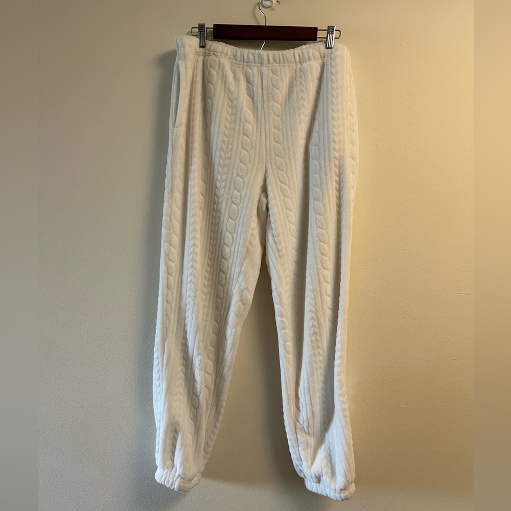 Joyspun Cream White Cable Knit Cozy Joggers
